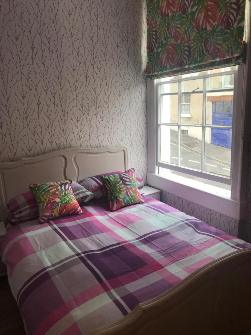 Apartamento Central city pad Bath Exterior foto